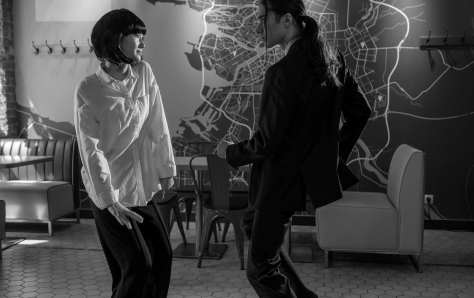 Fortgeschrittene Tanzbewegungen im Studio